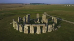 KIẾN TRÚC NGUYÊN THỦY STONEHENGE VÀ NHỮNG BÍ ẨN KÌ LẠ
